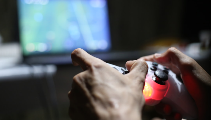 under growth games uggcontroman controller